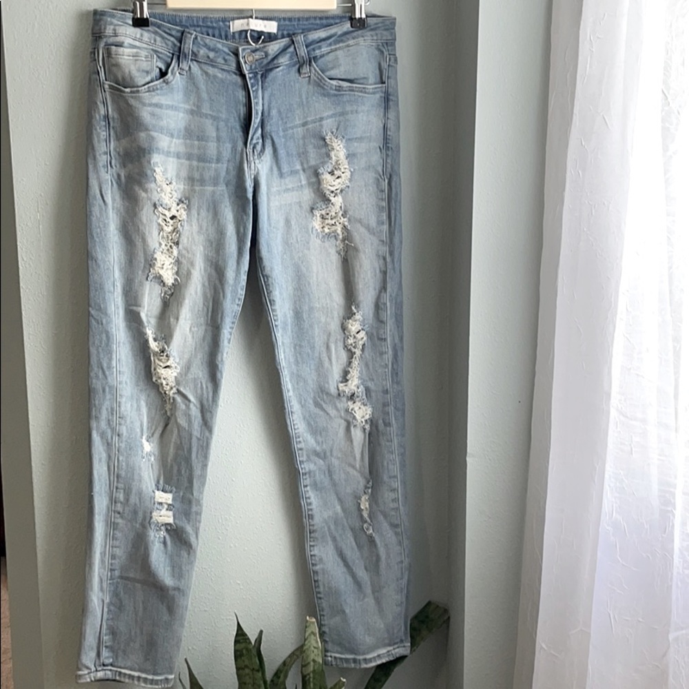 Distressed Light Wash Skinny Jeans